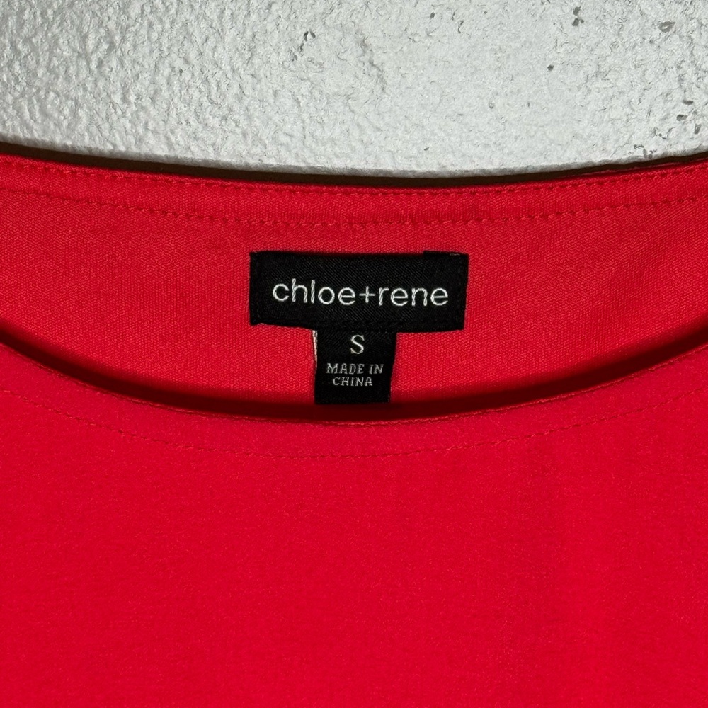 Chloe + Rene Red Coral Tunic Dress Size Small Pleated Bell Sleeve NWT - Picture 3 of 7